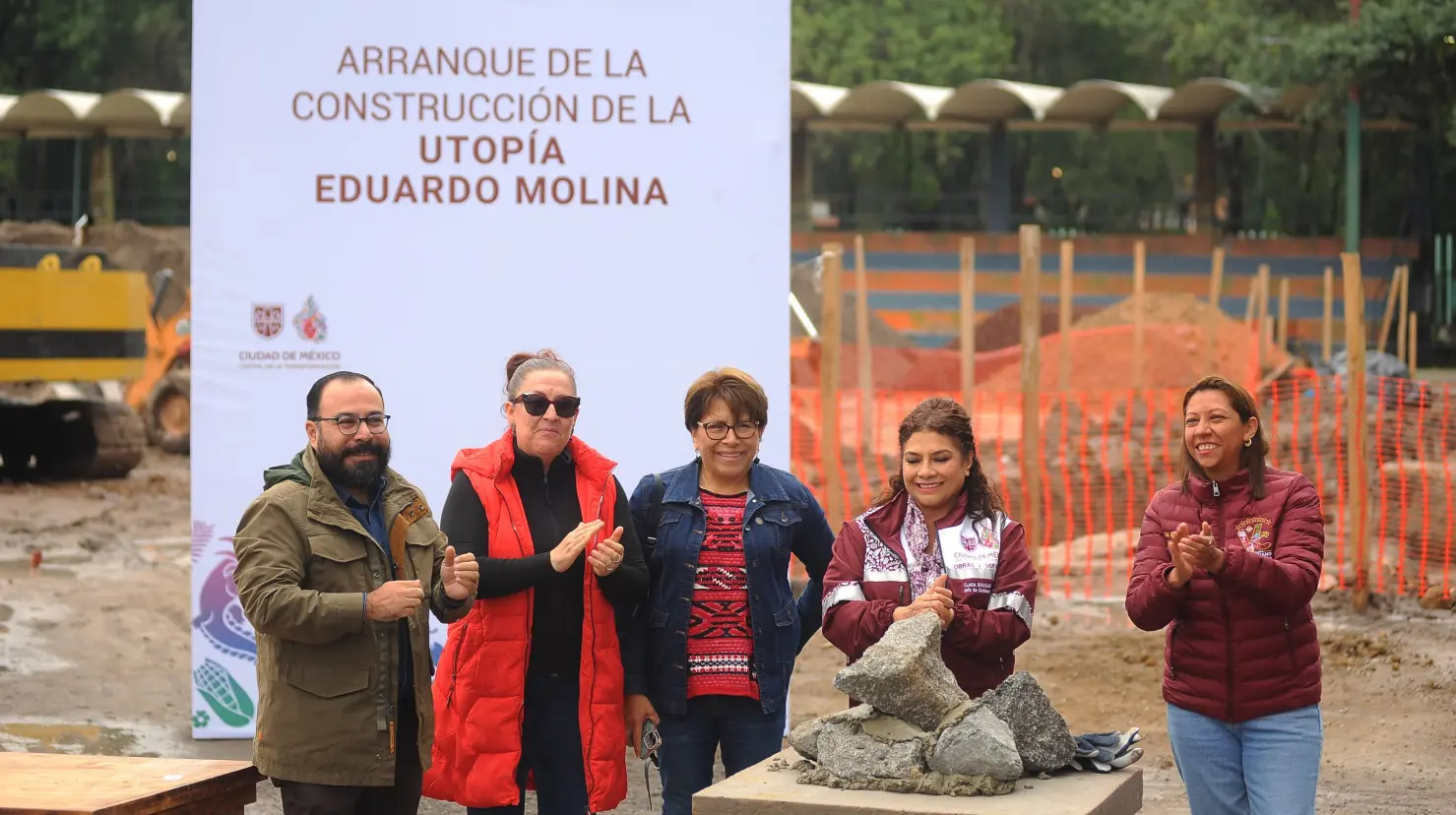 Clara Brugada en la colocación de la primera piedra de la UTOPÍA. Foto: Secretaría de Cultura CDMX