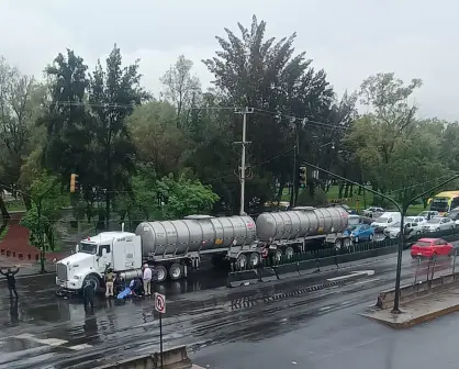 Motociclista de CDMX pierde la vida tras ser atropellado por tráiler en San Juan de Aragón