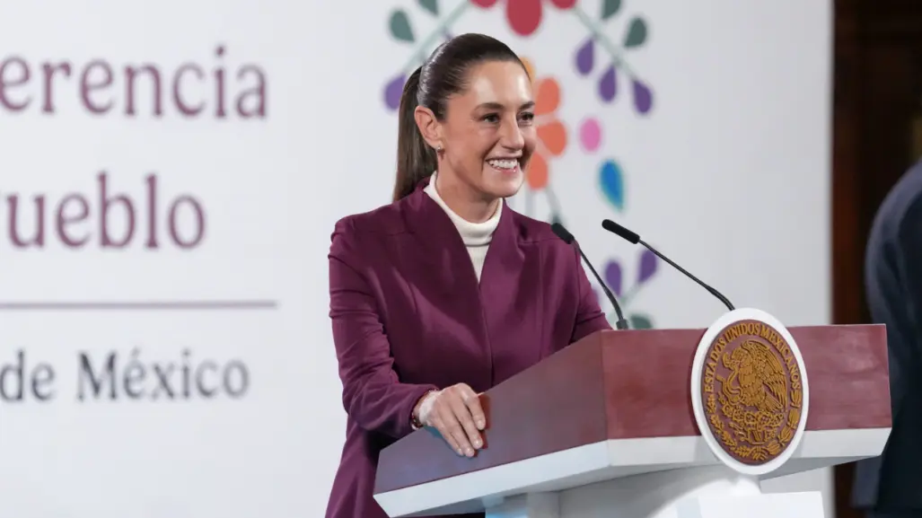 Así felicitaron los reporteros a Claudia Sheinbaum por su cumpleaños