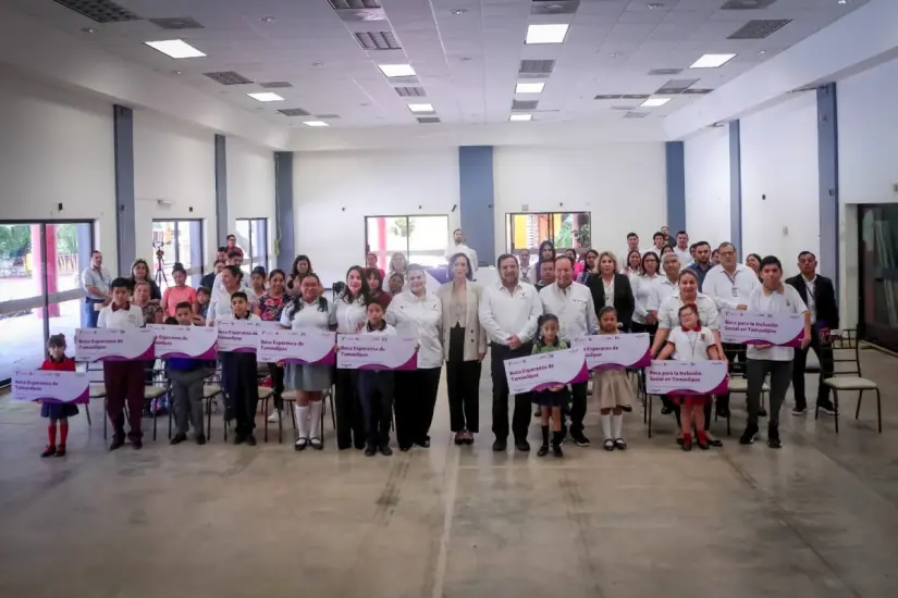 Este tipo de becas son para alumnos en condiciones de vulnerabilidad | Foto: DIF Tamaulipas