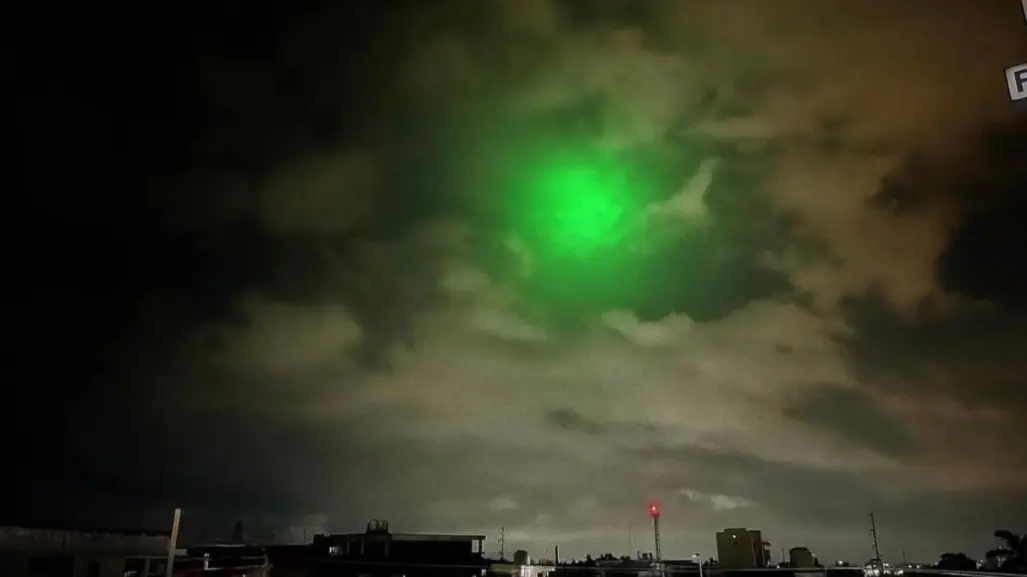 ¿Meteorito o basura espacial? El cielo de Tamaulipas se iluminó con un destello verde