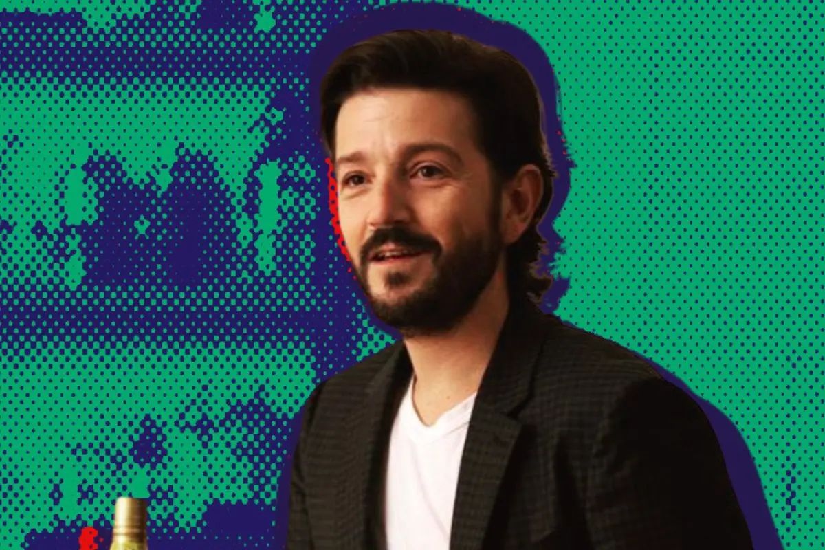 El actor Diego Luna uso su debut como conductor en el programa de Jimmy Kimmel para dar un discurso reflexivo sobre el papel de los inmigrantes en Estados Unidos. FOTO: CANVA/IG: @diegoluna_