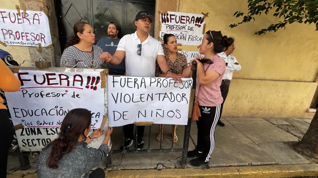 Denuncian discriminación y bullying en escuela de Durango; acusan a maestro de Educación Física