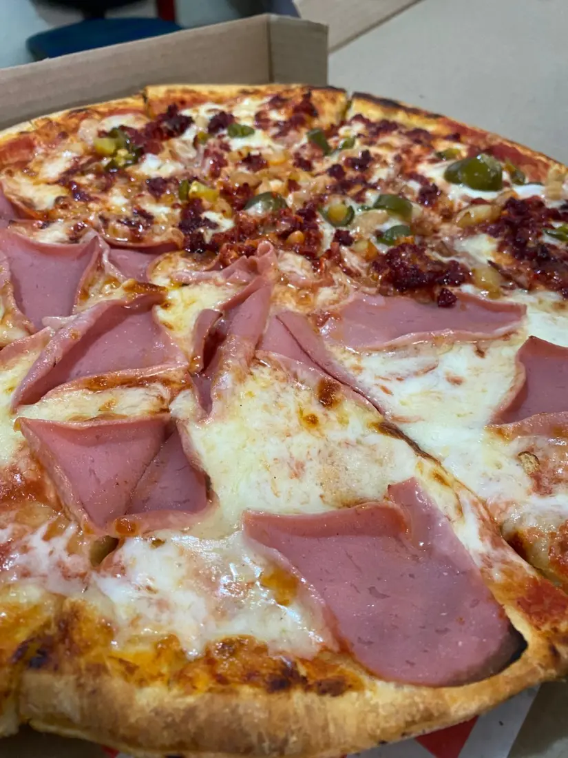 Foto: Emiliano's Pizza Rosales / Facebook.