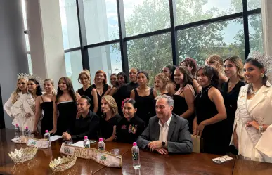 Feria de Saltillo 2025: Presentan a las 15 candidatas del certamen de belleza a reina y princesa 