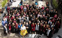 FACPYA celebra logros internacionales con entrega de doble titulación en Seattle