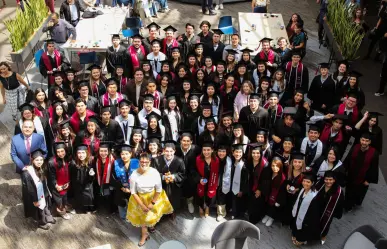 FACPYA celebra logros internacionales con entrega de doble titulación en Seattle