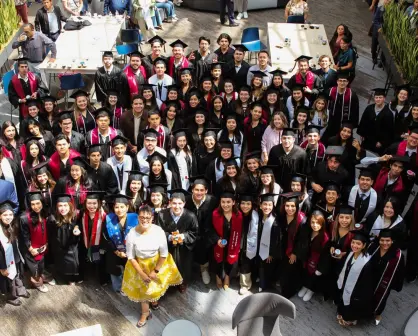 FACPYA celebra logros internacionales con entrega de doble titulación en Seattle