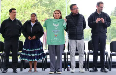 ¿Listos para los 21k? Clara Brugada presentó la playera y medalla del Medio Maratón en CDMX 