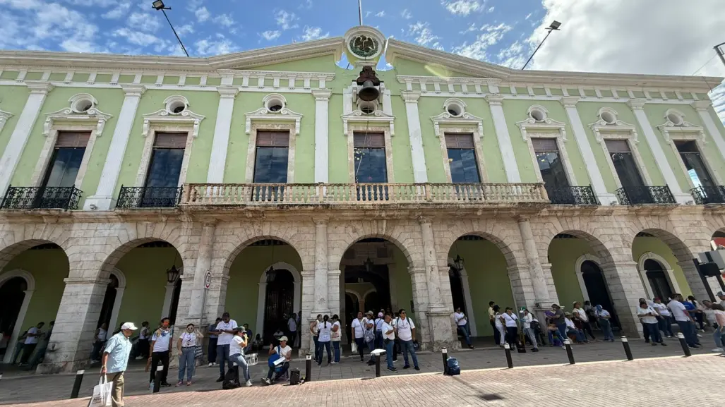 Maestros yucatecos protestan nuevamente en el centro de Mérida