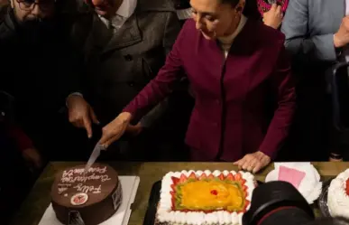 ¿Cuánto cuesta y dónde comprar en CDMX el pastel que Claudia Sheinbaum recibió de cumpleaños?