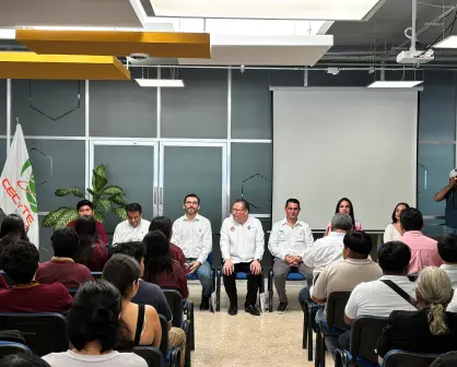 56 estudiantes del Cecytey ingresan al Tecnológico de Mérida por promedio