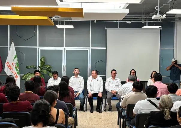 56 estudiantes del Cecytey ingresan al Tecnológico de Mérida por promedio