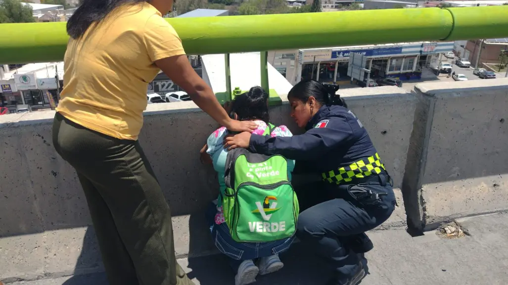 Esta mujer de Saltillo detuvo su auto... y evitó una tragedia