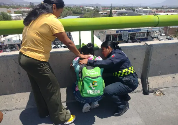 Esta mujer de Saltillo detuvo su auto... y evitó una tragedia