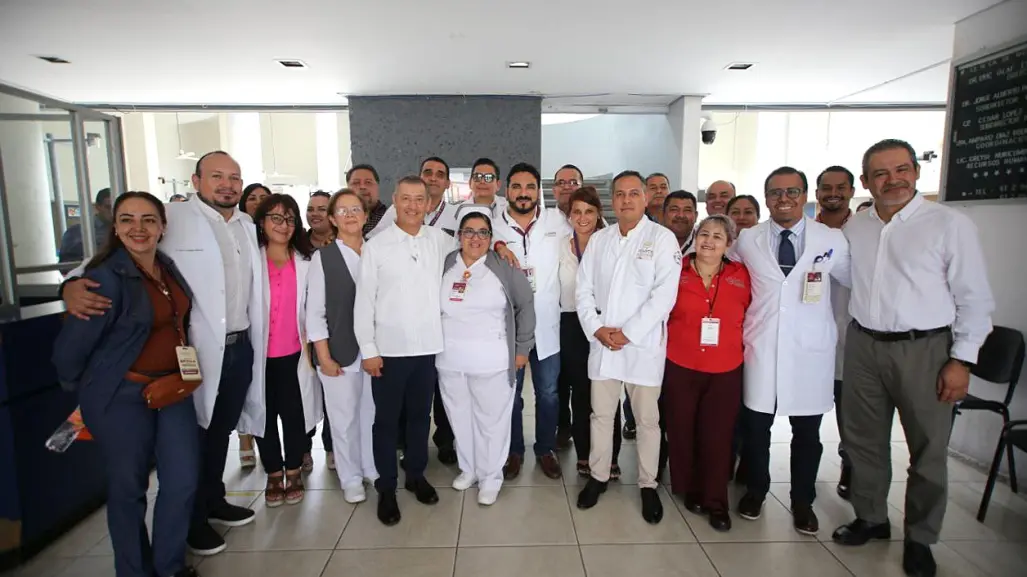 ¿Qué trabajadores podrán retirarse a los 53 años con el nuevo esquema del ISSSTE?