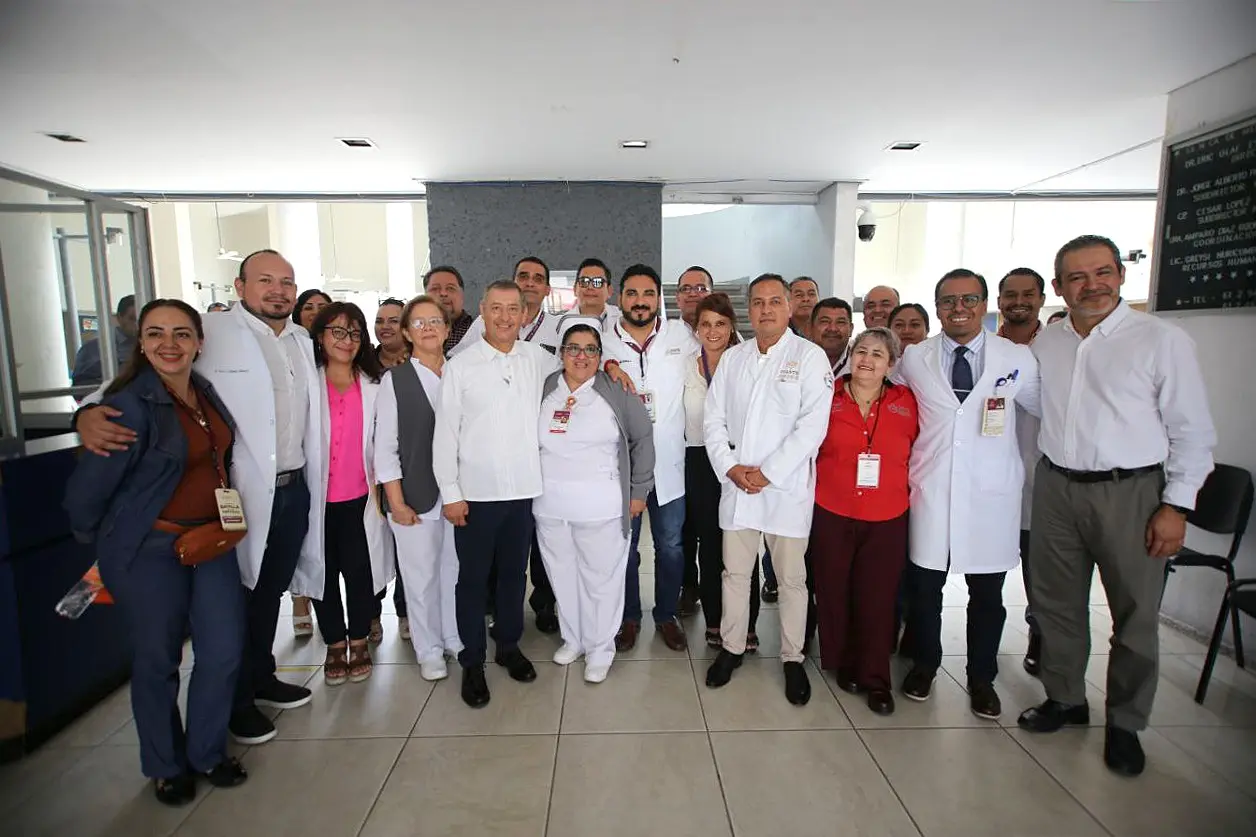 ¿Qué trabajadores podrán retirarse a los 53 años con el nuevo esquema del ISSSTE? Foto: ISSSTE