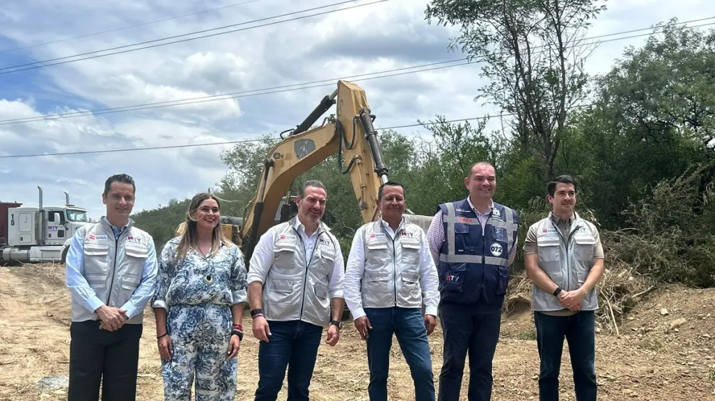 Adrián de la Garza inicia obras para desfogar tráfico en carretera Nacional