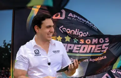 César Garza Arredondo abandera atletas de Apodaca rumbo a las Olimpiadas de Nuevo León 2025