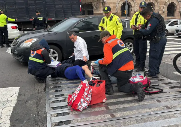 Accidente en CDMX: choque entre bici eléctrica y auto deja dos heridas
