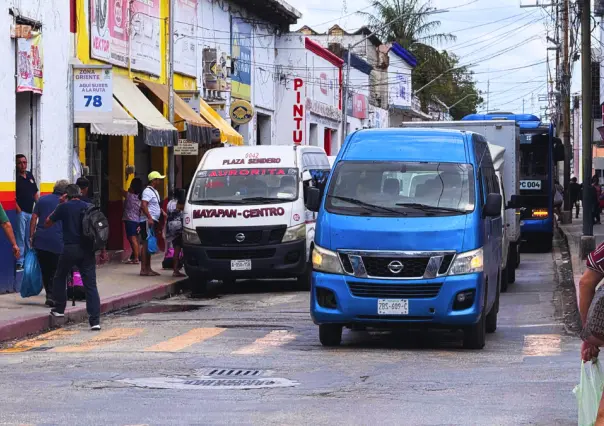 Tras protesta, choferes de combis, afectados por camiones improvisados en el oriente de Mérida