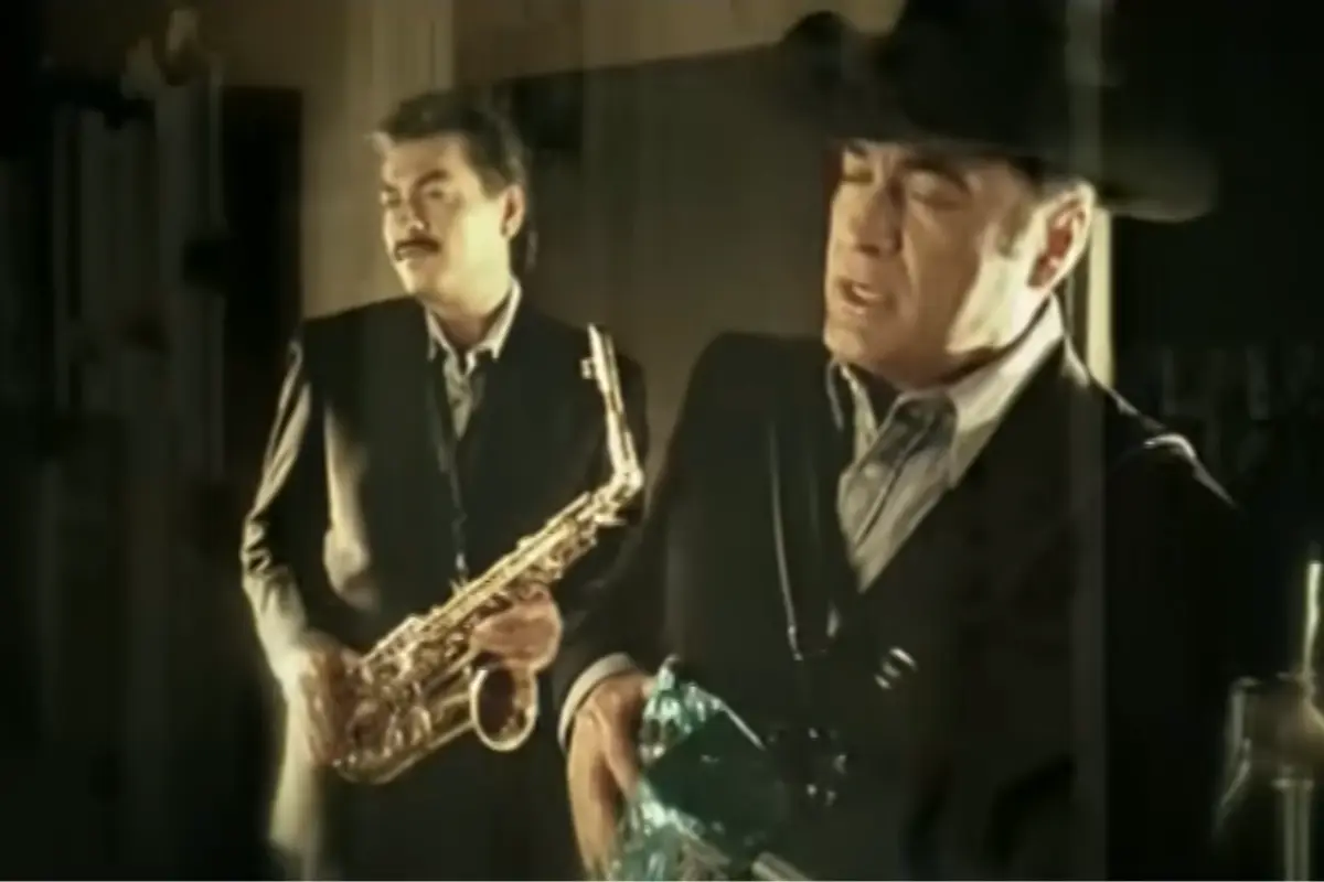 Los Tigres del Norte: el inesperado vínculo entre “La sorpresa” y “Pedro y Pablo” (Foto: YouTube, Los Tigres Del Norte - La Sorpresa / Canva)
