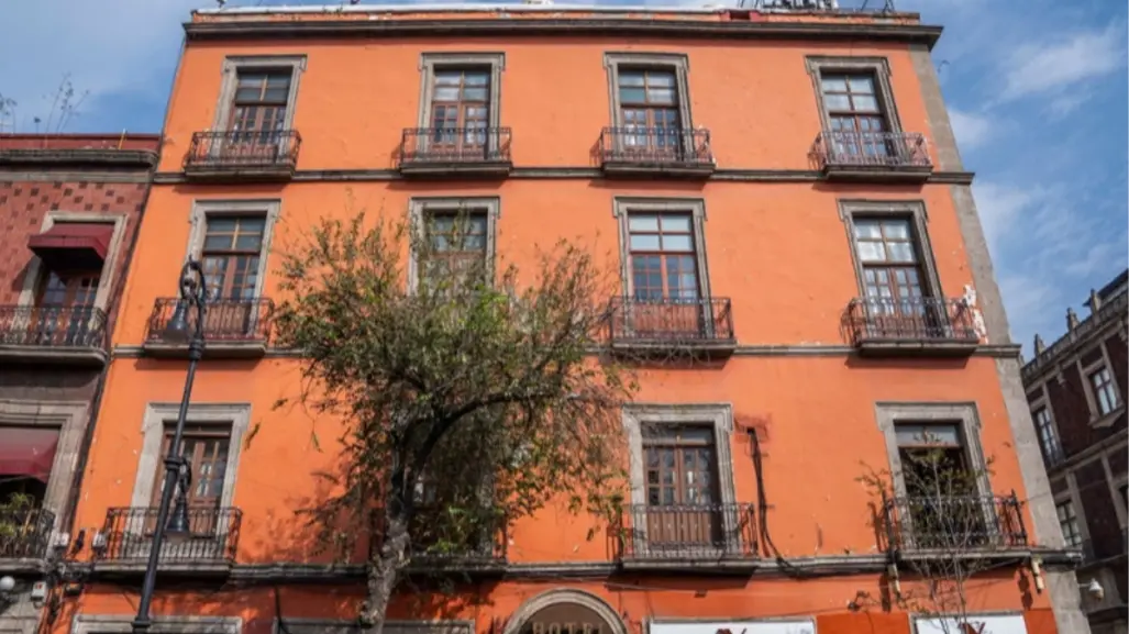 Hospedarse en el Centro Histórico desde 600 pesos es posible en este hotel cerca del Zócalo de CDMX