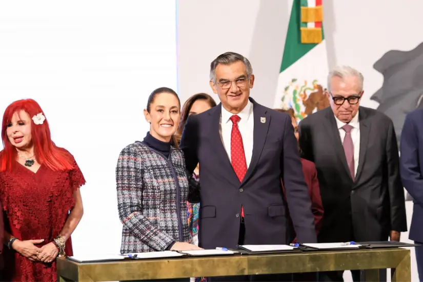 Claudia Sheinbaum, Presidenta de México y el gobernador de Tamaulipas, Américo Villarreal Anaya en la mañanera de los Polos de Bienestar | Foto: gobierno de Tamaulipas