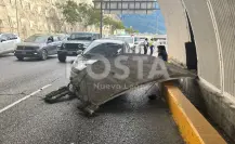 Cae losa del túnel de la Loma Larga sobre vehículo en San Pedro