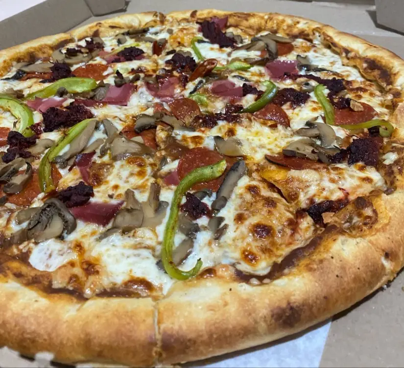 Foto: Emiliano's Pizza Rosales / Facebook.
