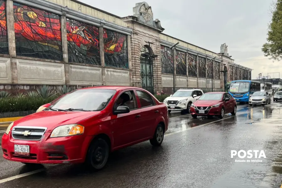 ¿Lavar el coche en lluvias? Autolavados del Edomex reportan más clientes