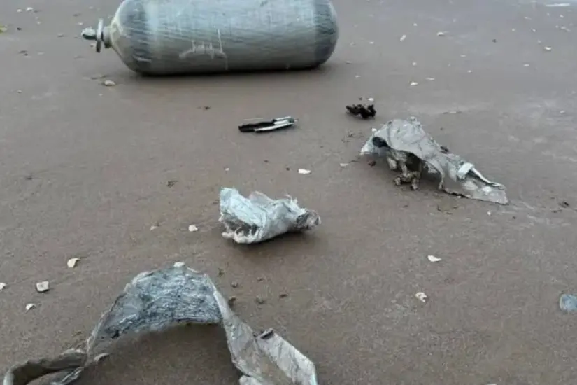 Restos del cohete Starship en playa Bagdad, Matamoros, Tamaulipas | foto: FB
