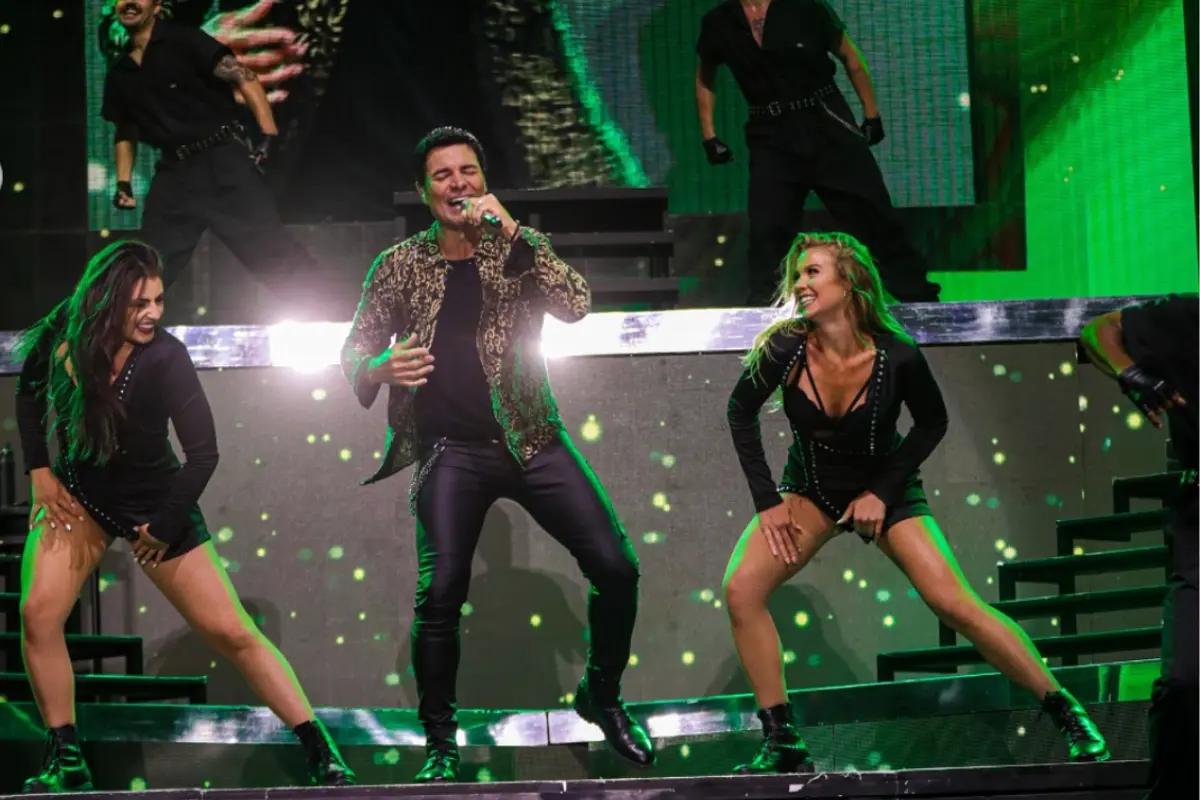 Chayanne extiende su gira en la CDMX (Foto: @chayanne / Canva)