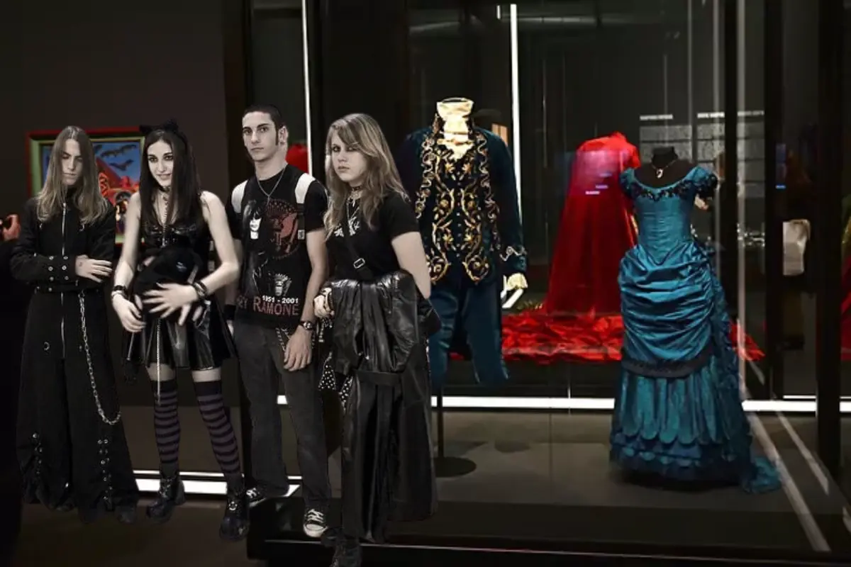 Expo Vampiros 2023 y darketos. Foto: elmundo y Pinterest | Canva