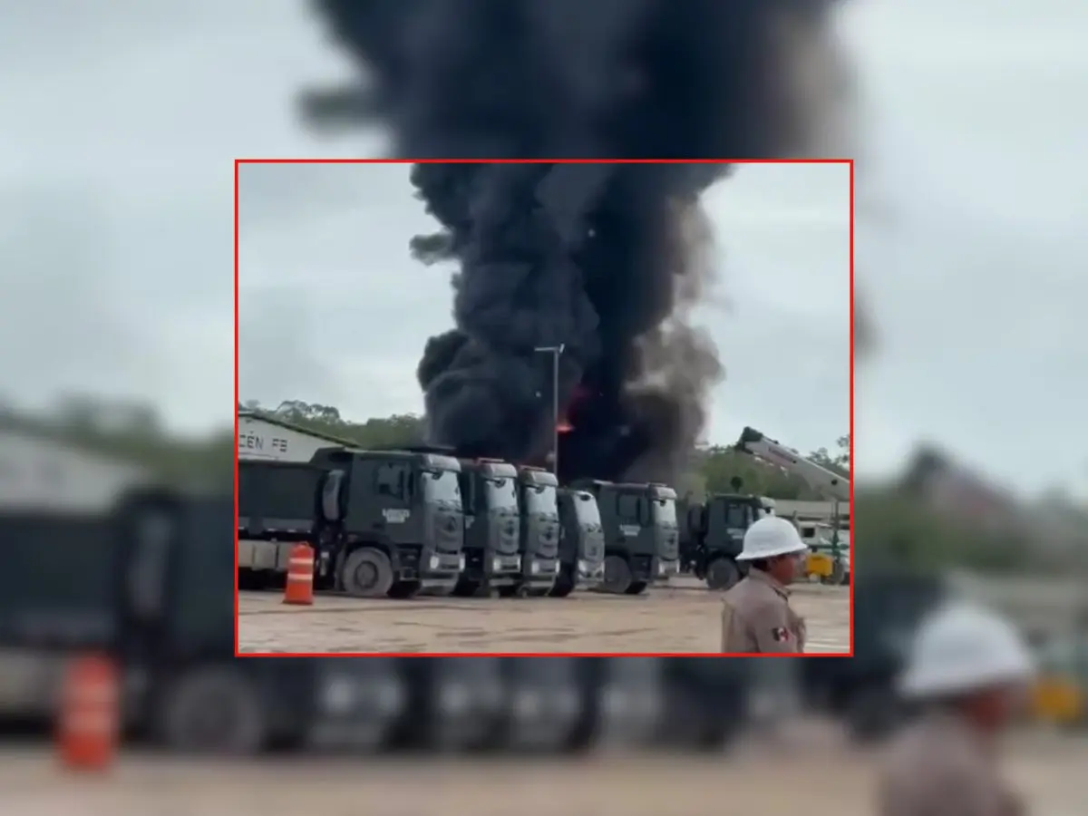 Un incendio en un campamento instalado por las obras del Tren Maya en el tramo 6 cerca de la comunidad de Felipe Carrillo Puerto, generó la movilización de los cuerpos de emergencia.- Fuente Red Informativa-Real Televisión