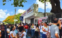 Maestros del CNTE Sección 33 en Yucatán cierran aulas y exigen mejoras laborales