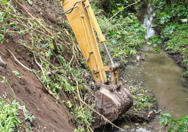 Refuerzan limpieza de ríos Papalotla y Xalapango para evitar desbordes en Texcoco