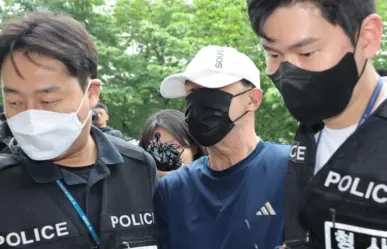 VIDEO l Hombre incendia vagón de tren en Corea del Sur