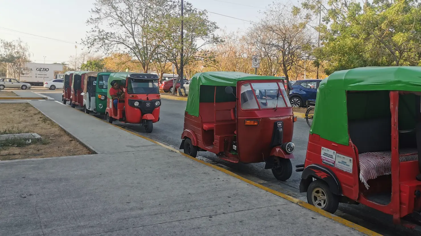 ¿Por qué hasta ahora se está regularizando el servicio de mototaxis?. Foto: Alejandra Vargas