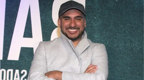 Alex Montiel llega sin compañía al concierto de Grupo Firme en CDMX
