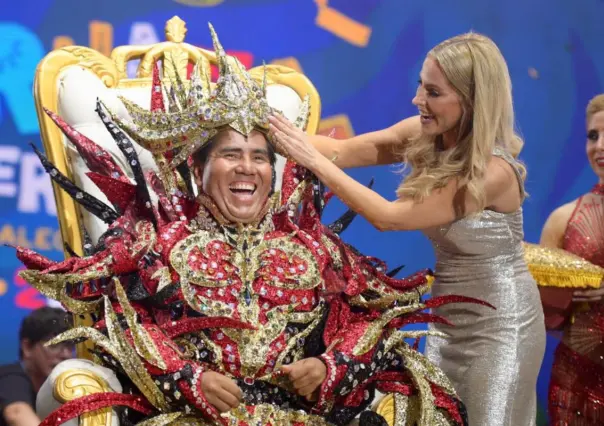 Rocío Nahle y Paty Lobeira dan inicio oficial al Carnaval de Veracruz 2025