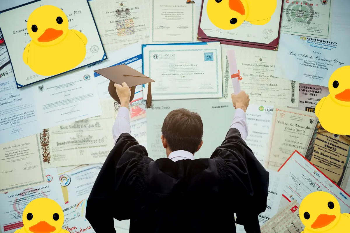Actualmente, se mantienen 12 procedimientos abiertos contra instituciones que operan sin RVOE o que emitieron documentación falsa. /Foto: Canva