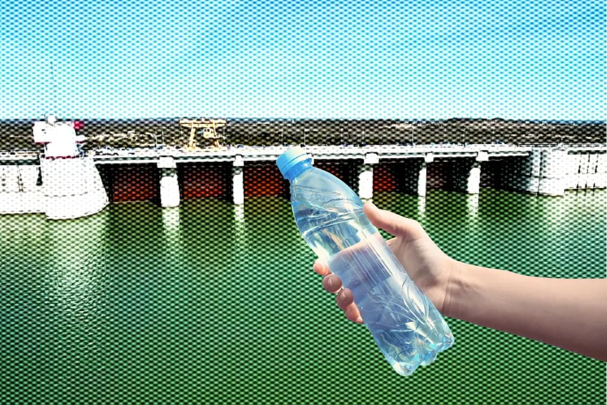 Imagen de fondo de una de las presas de Nuevo León con una agua embotellada Foto: Canva
