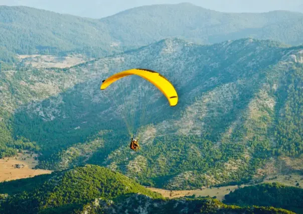 Escápate a un paraíso natural en Edomex ideal para volar en parapente entre montañas y ríos