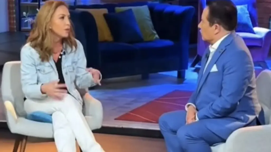 Laura Flores revela entre lágrimas que Lalo Salazar la bloqueó de redes y ahora toma terapia psicológica