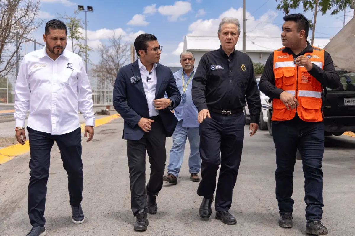 Mediante un comunicado se indicó que se dio inicio al mantenimiento de la red de drenaje de la colonia Villas de San José. Foto: Gobierno de Juárez.