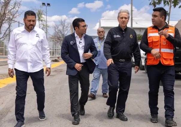 Félix Arratia inicia mantenimiento de drenaje en Villas de San José