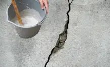 Tapa grietas y goteras con esta mezcla de solo 4 ingredientes
