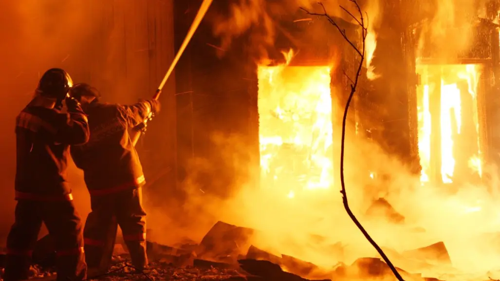 César Garza Arredondo informa sobre avance del incendio en Dulces Nombres, Pesquería