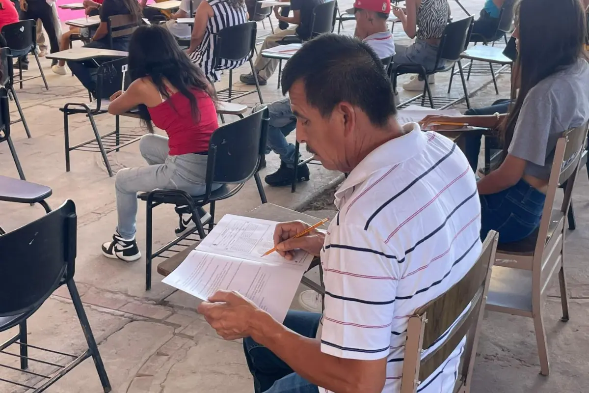 El IEEA brinda servicios a personas de todas las edades, incluyendo niños desde los 10 años hasta adultos mayores de más de 90 años./Foto: FB IEEA Instituto Estatal de Educación para Adultos (Coahuila)